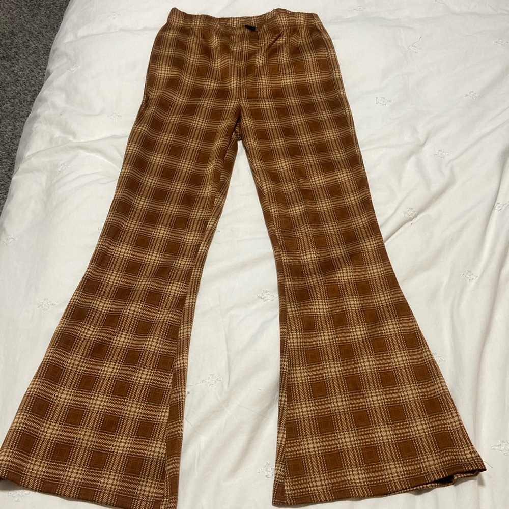 Wild Fable Flare Leggings size M